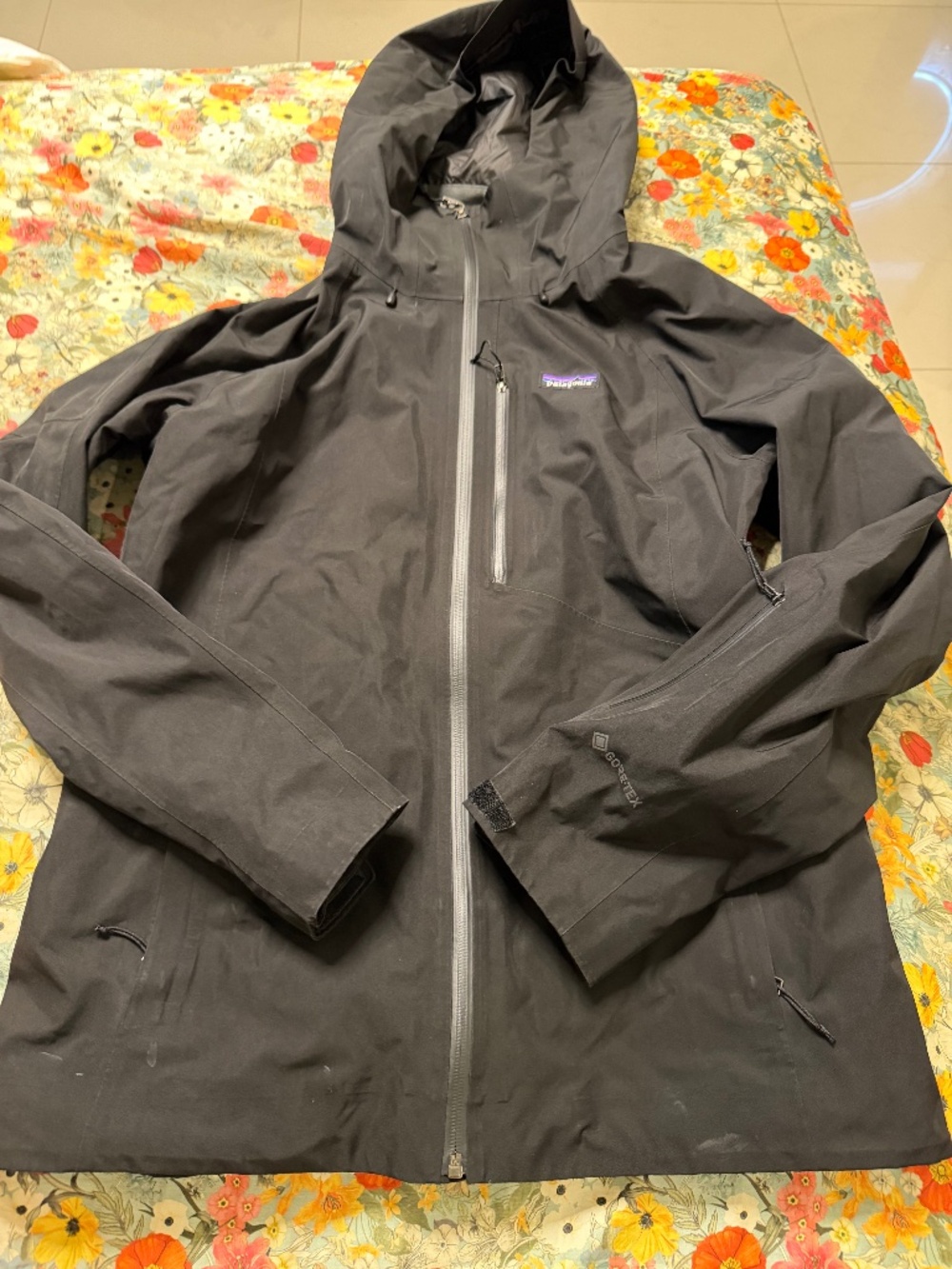 Patagonia Men’s Torrentshell 3L Rain Jacket Black Size Large